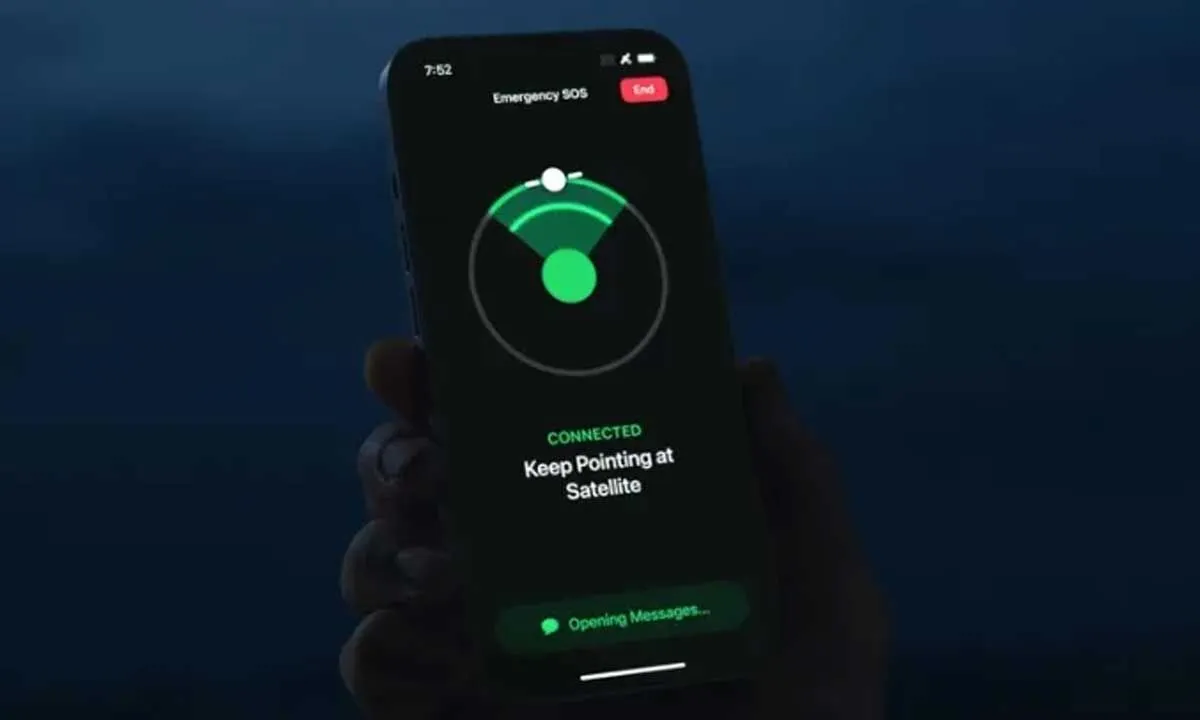 Apple Reportedly Working on Satellite-Powered Maps and Photo Sharing for iPhones