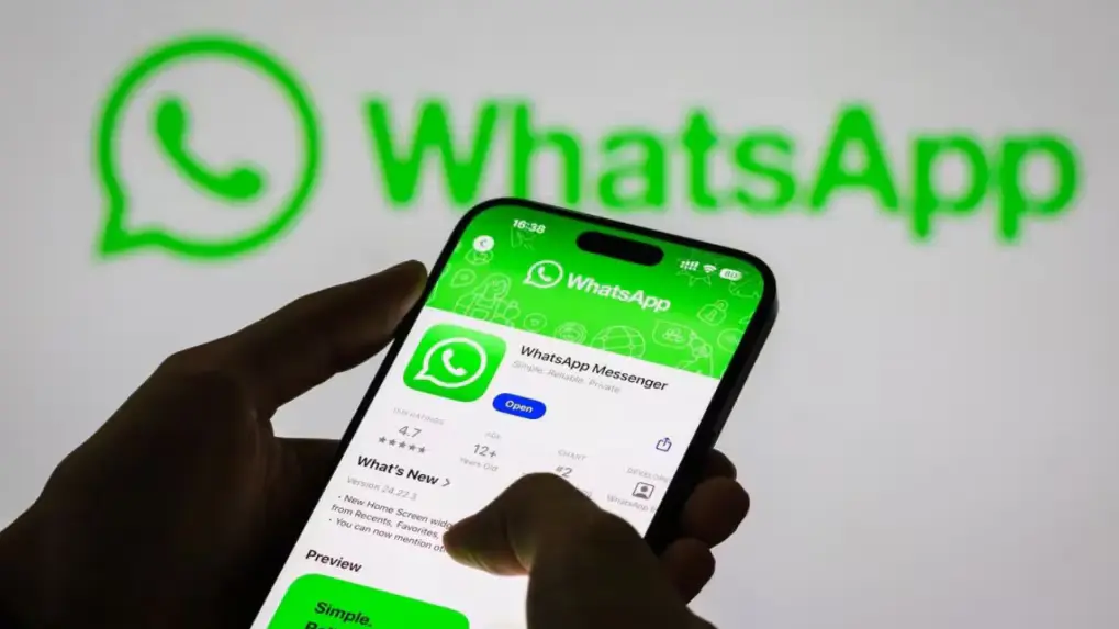 Ex-WhatsApp Executive Sues Meta, Citing ‘Systemic Security Failures