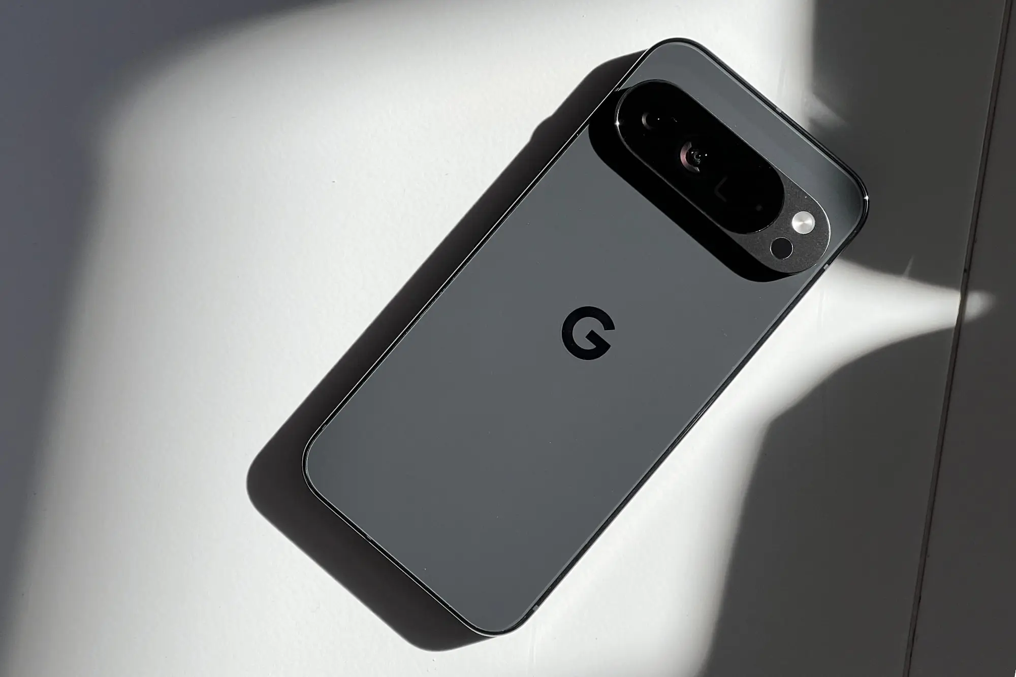 Google Pixel 10 Pro XL Review: AI-Powered Brilliance Meets Camera Mastery