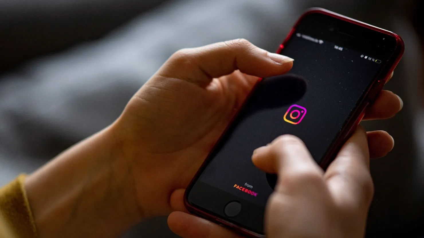 Instagram’s Teen Safety Tools Fail to Protect Young Users, Study Reveals