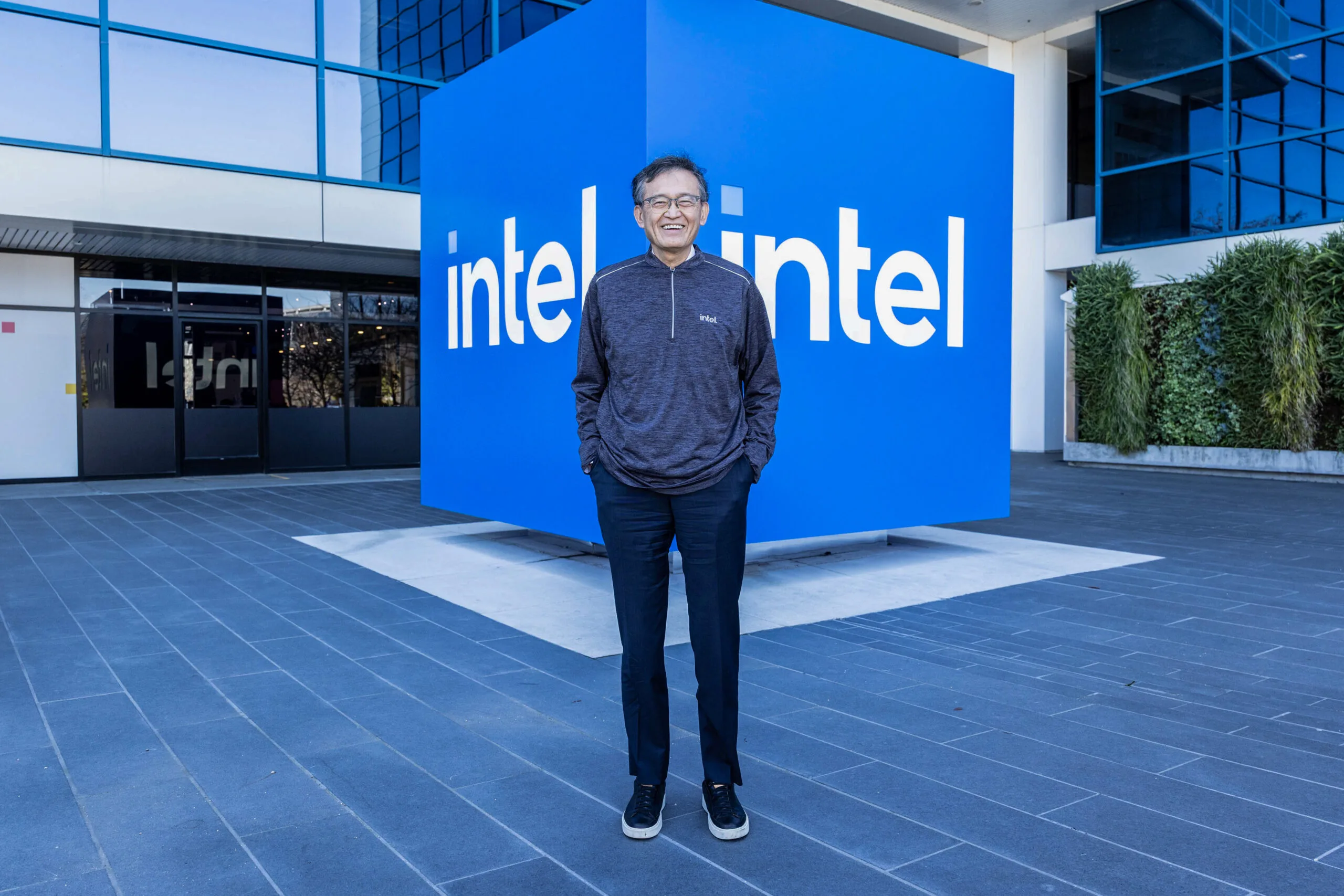 Intel Splits Networking Division Amid CEO Tan’s Strategic Shake-Up