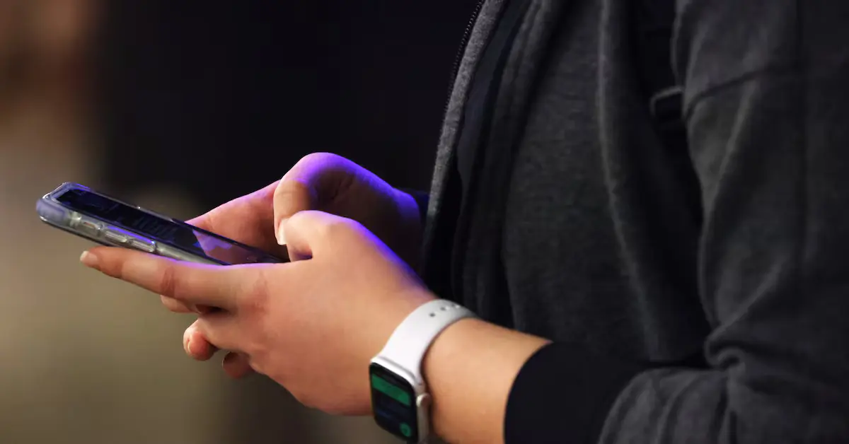 New York Moves to Mandate Mental Health Warnings on Social Media Platforms