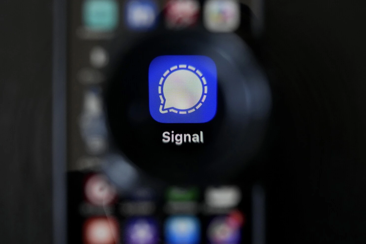 Signal CEO Defends Encryption as US War Plan Leak Sparks Security Debate