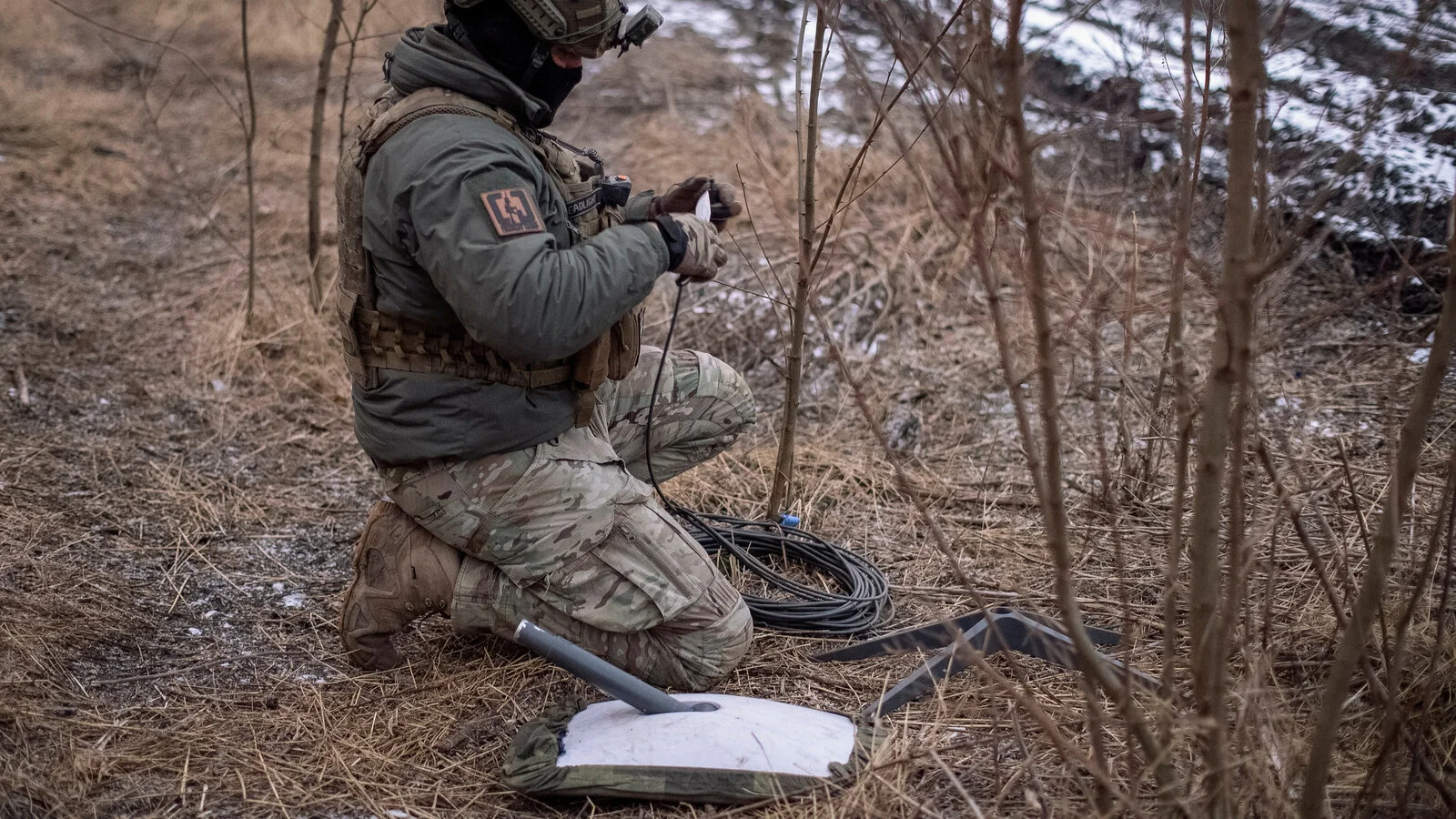 Starlink Disruption Deals Strategic Setback to Russian Forces in Ukraine, Experts Claim