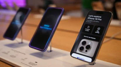 Tariff Tensions Stall Global Smartphone Growth in Q2