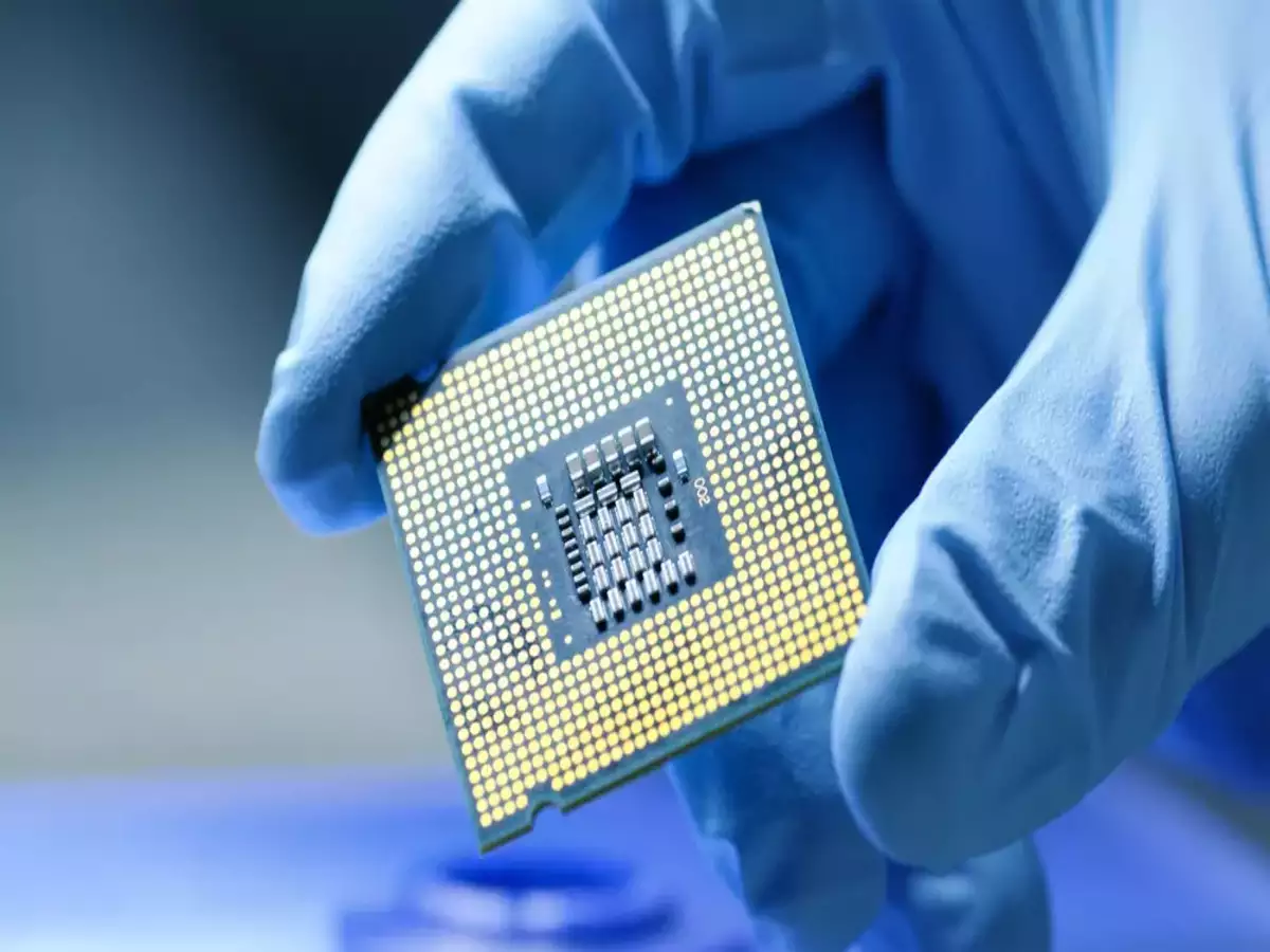 U.S. Launches Major Investigations into Microchips and Pharma, Tariffs May Follow